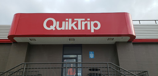 Gas Station «QuikTrip», reviews and photos, 2621 Woodson Rd, Overland, MO 63114, USA
