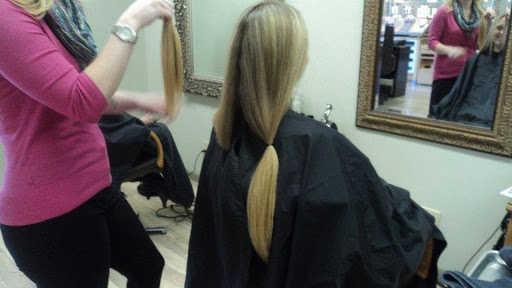 Beauty Salon «U-Turn Salon», reviews and photos, 204 Campbelltown Rd, Palmyra, PA 17078, USA