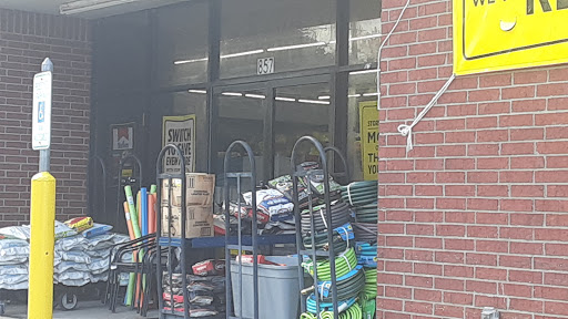 Discount Store «Dollar General», reviews and photos, 857 W Plantation Dr, Clute, TX 77531, USA