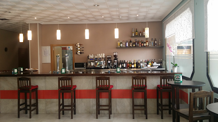Bar-Restaurante RENO - C. Gral. Moscardó, 2, 45510 Fuensalida, Toledo, Spain