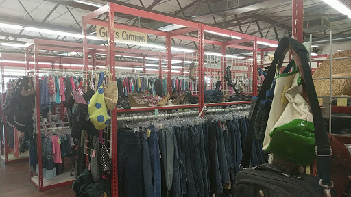 Thrift Store «Community Thrift Store», reviews and photos, 3440 Grand Ave, Gurnee, IL 60031, USA