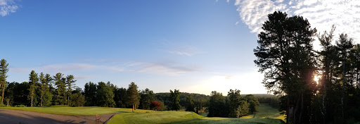 Country Club «Amesbury Golf and Country Club», reviews and photos, 3 Country Club Rd, Amesbury, MA 01913, USA