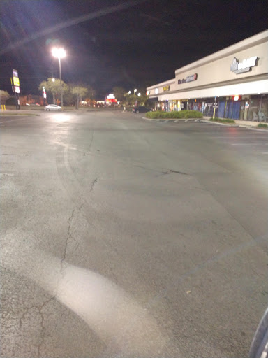 Shopping Mall «Horizon Park Shopping Center», reviews and photos, 3904 W Hillsborough Ave, Tampa, FL 33614, USA