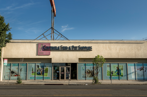Centinela Feed & Pet Supplies, 11055 W Pico Blvd, Los Angeles, CA 90064, USA, 