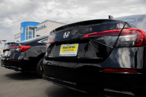 Moss Bros. Honda image
