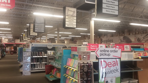 Office Supply Store «Office Depot», reviews and photos, 5301 W 20th Ave, Hialeah, FL 33012, USA