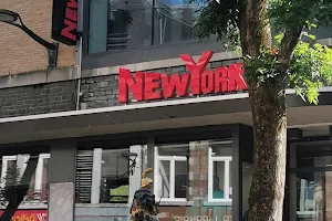 NEW YORKER image