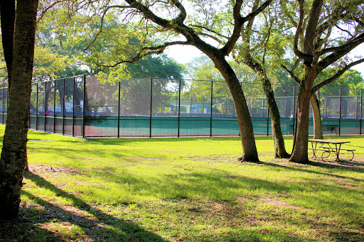 Park «Oak Grove Park», reviews and photos, 690 NE 159th St, Miami, FL 33162, USA