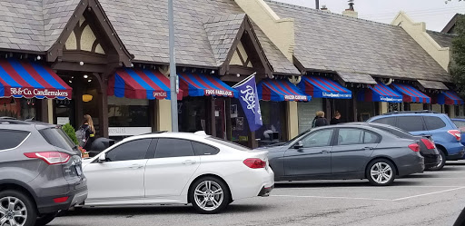 Shopping Mall «Brookside shopping area», reviews and photos, W Meyer Blvd, Kansas City, MO 64113, USA