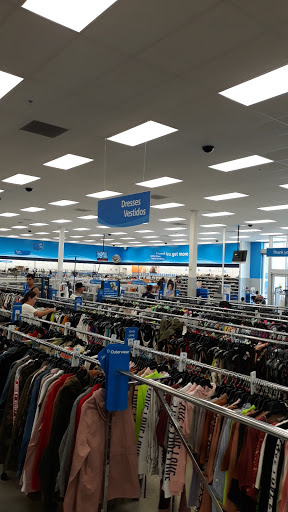 Clothing Store «Ross Dress for Less», reviews and photos, 3533 S 27th St, Milwaukee, WI 53221, USA