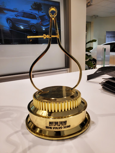 Volvo Dealer «Leikin Volvo Cars Cleveland», reviews and photos, 38750 Mentor Ave #3, Willoughby, OH 44094, USA