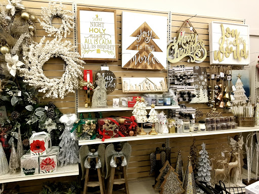 Home Goods Store «Tuesday Morning», reviews and photos, 653 156th Ave NE, Bellevue, WA 98007, USA