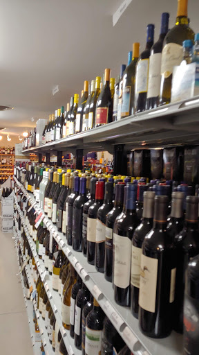 Wine Store «Oak Creek Wine & Spirits», reviews and photos, 28266 Lewes Georgetown Hwy, Milton, DE 19968, USA