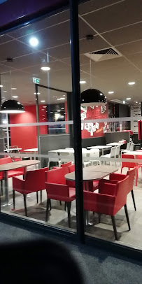 Atmosphère du Restaurant KFC Les Ulis - n°17