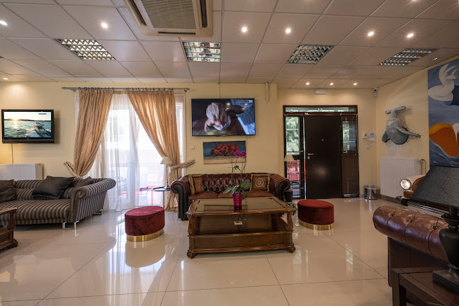 Αξιολογήσεις για το HOLLYWOOD SMILEY ΟΔΟΝΤΙΑΤΡΙΚΗ Ι.Κ.Ε. στην Βούλα - Οδοντίατρος