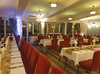 Atmosphère du Restaurant Auberge des Écluses à Carrières-sous-Poissy - n°1