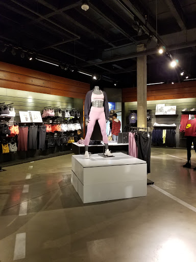 Clothing Store «Nike», reviews and photos, 8687 N Central Expy, Dallas, TX 75225, USA