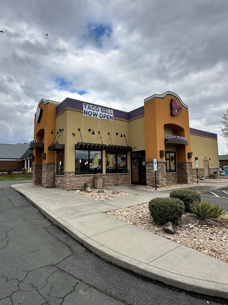 Taco Bell 22901