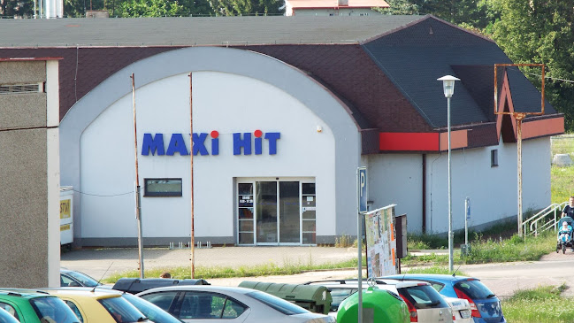 MaxiHit Jičín - Prodejna použitého oblečení