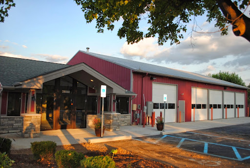 Auto Repair Shop «Cook Automotive Repair», reviews and photos, 28060 Pontiac Trail, South Lyon, MI 48178, USA