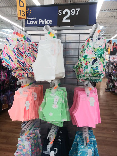 Discount Store «Walmart», reviews and photos, 700 Marketplace Blvd, Hamilton Township, NJ 08691, USA