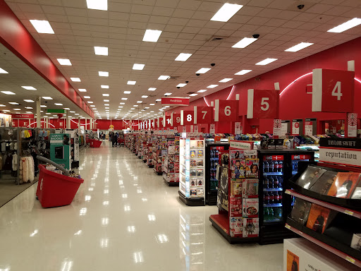 Department Store «Target», reviews and photos, 1400 E Lake Cook Rd, Wheeling, IL 60090, USA