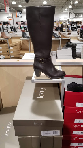 Shoe Store «DSW Designer Shoe Warehouse», reviews and photos, 8506 E 71st St, Tulsa, OK 74133, USA