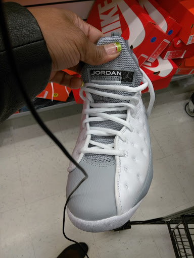 Department Store «T.J. Maxx», reviews and photos, 2700 Wilma Rudolph Blvd, Clarksville, TN 37043, USA