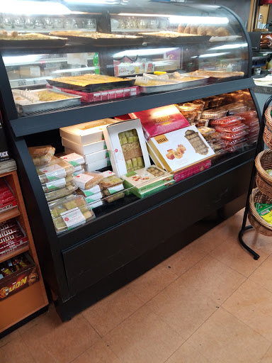 Asian Grocery Store «Sayar Food Market», reviews and photos, 3 Everett St #3e, Revere, MA 02151, USA