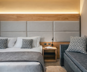 Hotel La Fenice Strada Statale 17 Km, 150, 67031 Castel di Sangro AQ, Italia