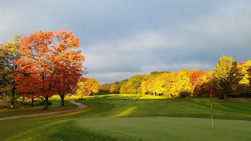 Golf Course «Seneca Golf Course», reviews and photos, 975 Metropolitan Park Dr, Broadview Heights, OH 44147, USA