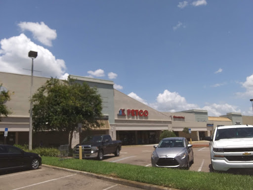 Pet Supply Store «Petco Animal Supplies», reviews and photos, 13127 N Dale Mabry Hwy, Tampa, FL 33618, USA
