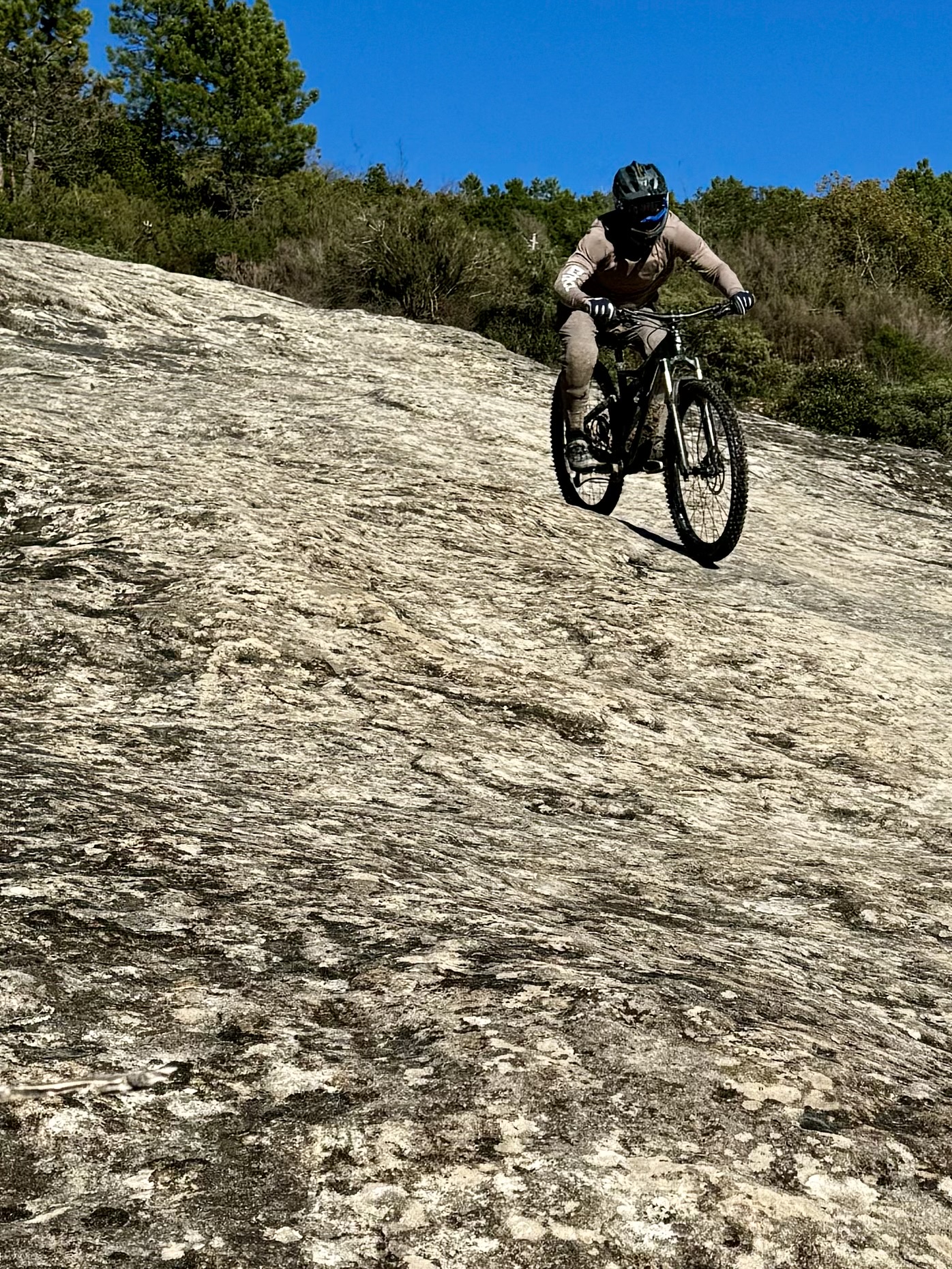 Photo n° 10 de l'avis de Alexander.a fait le 11/11/2023 à 16:10