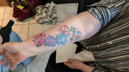 Body Piercing Shop «The Parlour», reviews and photos, 437 Franklin St Suite 1, Buffalo, NY 14202, USA