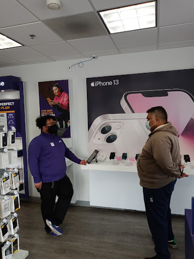 Cell Phone Store «MetroPCS Corporate Store», reviews and photos, 7172 Amador Plaza Rd, Dublin, CA 94568, USA