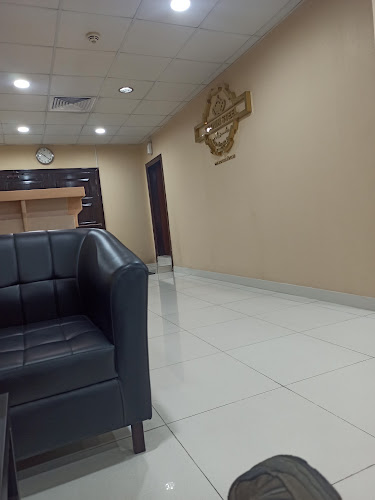 شركة كراون ستيل المتخصصة لمقاولات الصلب المحدودة