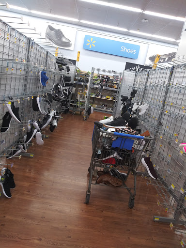 Discount Store «Walmart», reviews and photos, 1155 Airport Park Blvd, Ukiah, CA 95482, USA