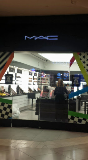 MAC Cosmetics, 3333 Bristol St, Costa Mesa, CA 92626, USA, 