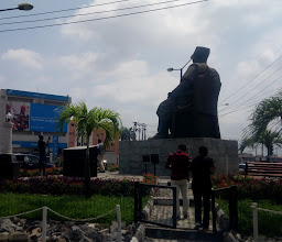 AWOLOWO Statue photo