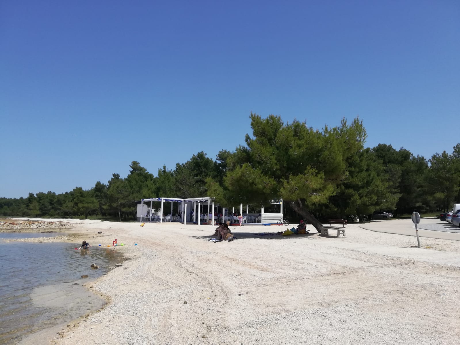 Foto de Plaza i suma área de comodidades