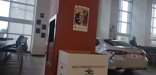 Toyota Dealer «Central Florida Toyota», reviews and photos, 11020 S Orange Blossom Trail, Orlando, FL 32837, USA