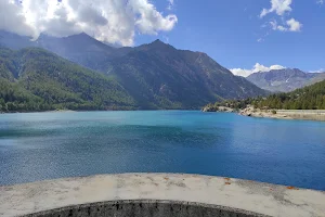 Dam of the lake of Ceresole Reale image