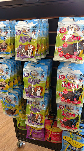 Pet Supply Store «EarthWise Pet Panama City», reviews and photos, 632 W 23rd St, Panama City, FL 32405, USA