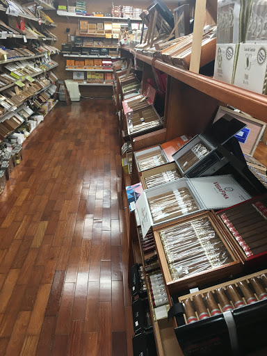 Tobacco Shop «Mr Tobacco Shop II», reviews and photos, 2031 Jericho Turnpike, East Northport, NY 11731, USA
