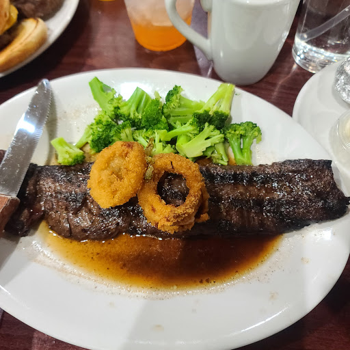 Restaurant «Les Brothers Restaurant», reviews and photos, 8705 S Ridgeland Ave, Oak Lawn, IL 60453, USA