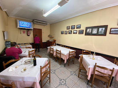Restaurante Plaza - Av. Concentración Parcelaria, 11, 34460 Osorno, Palencia, Spain