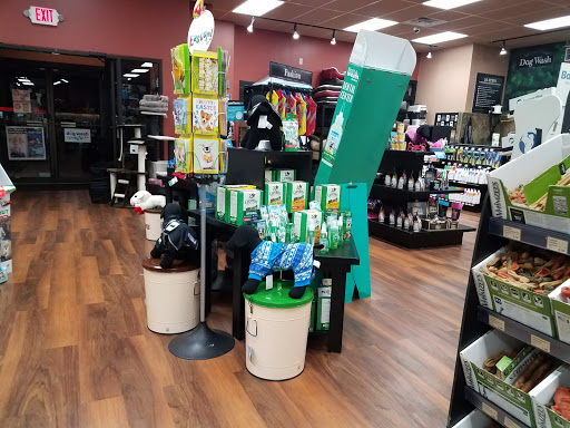 Pet Store «Pet Valu», reviews and photos, 55 Greentree Dr, Dover, DE 19904, USA