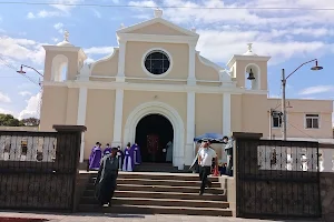 Iglesia El Calvario image