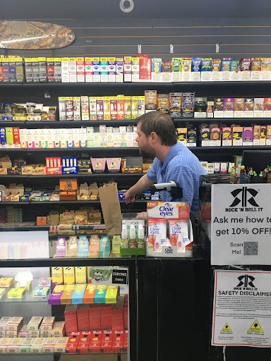 Vaporizer Store «ROCK N ROLL IT SMOKE SHOP», reviews and photos, 2456 FM 1960, Houston, TX 77068, USA