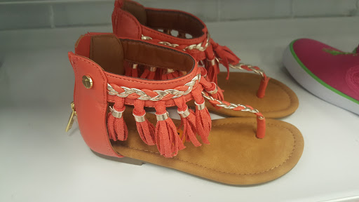 Clothing Store «Ross Dress for Less», reviews and photos, 1831 U.S. 287 Frontage Rd, Mansfield, TX 76063, USA